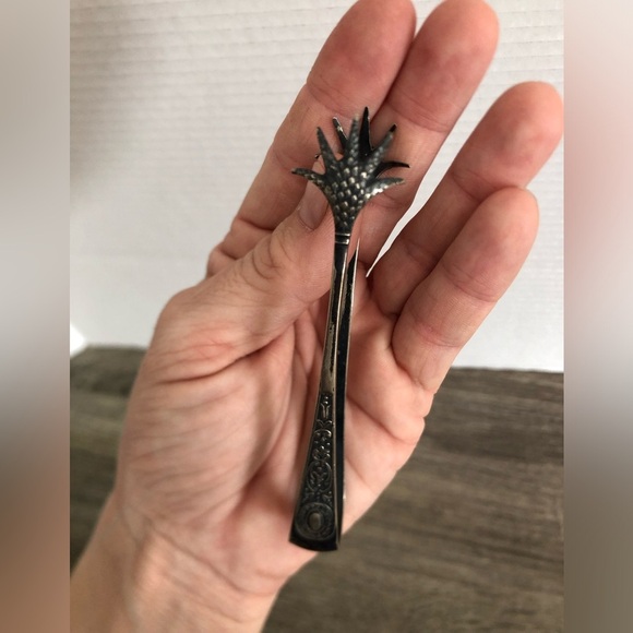 Antique Silverplate Talon Sugar Cube Tongs - Picture 15 of 15